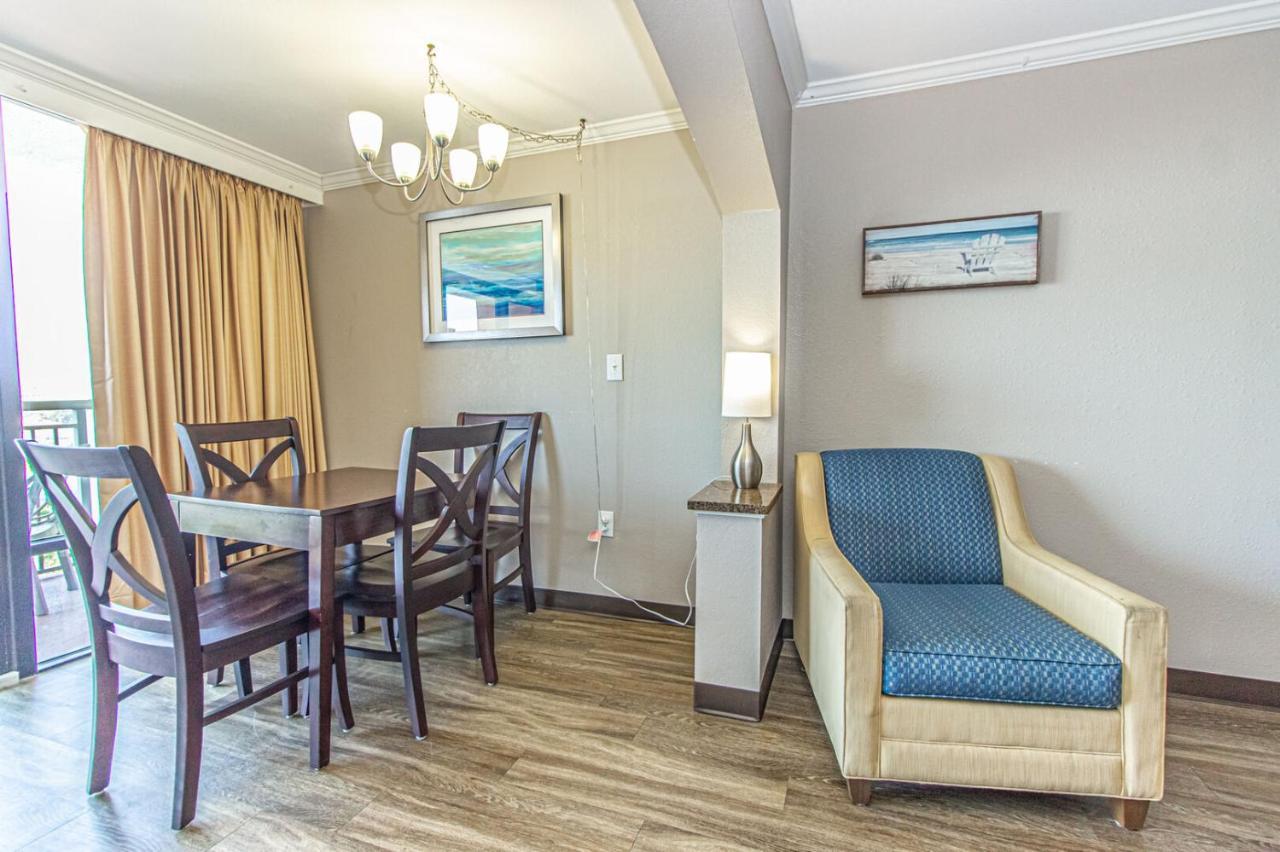 Ocean View King Suite With Modern Decor And Accents - Caravelle Resort 605 Sleeps 4 Guests Myrtle Beach Kültér fotó