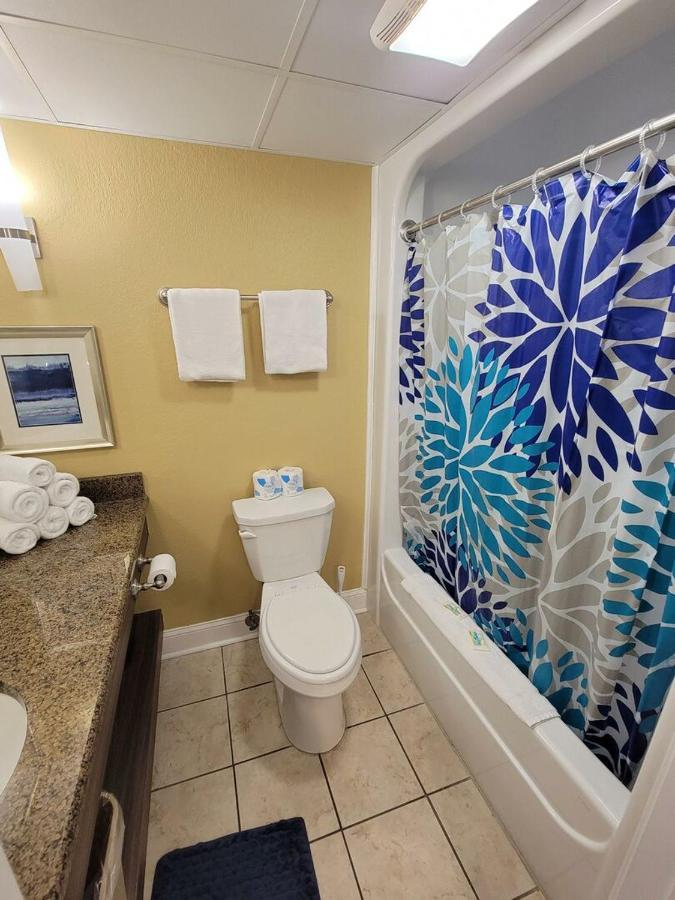 Ocean View King Suite With Modern Decor And Accents - Caravelle Resort 605 Sleeps 4 Guests Myrtle Beach Kültér fotó